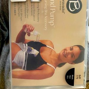 bravado! Clip and Pump hands free nursing bra